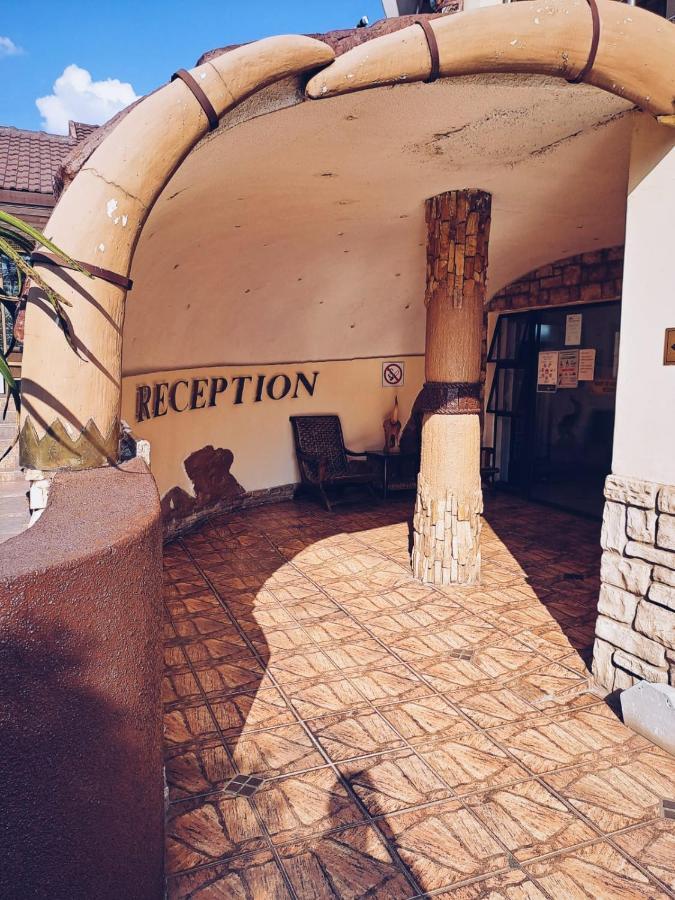 Ecotel Premier Lodge & Conference Centre ベノニ エクステリア 写真