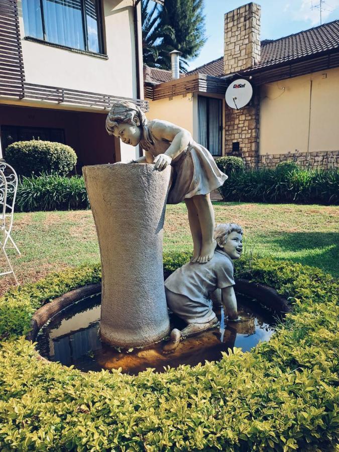 Ecotel Premier Lodge & Conference Centre ベノニ エクステリア 写真