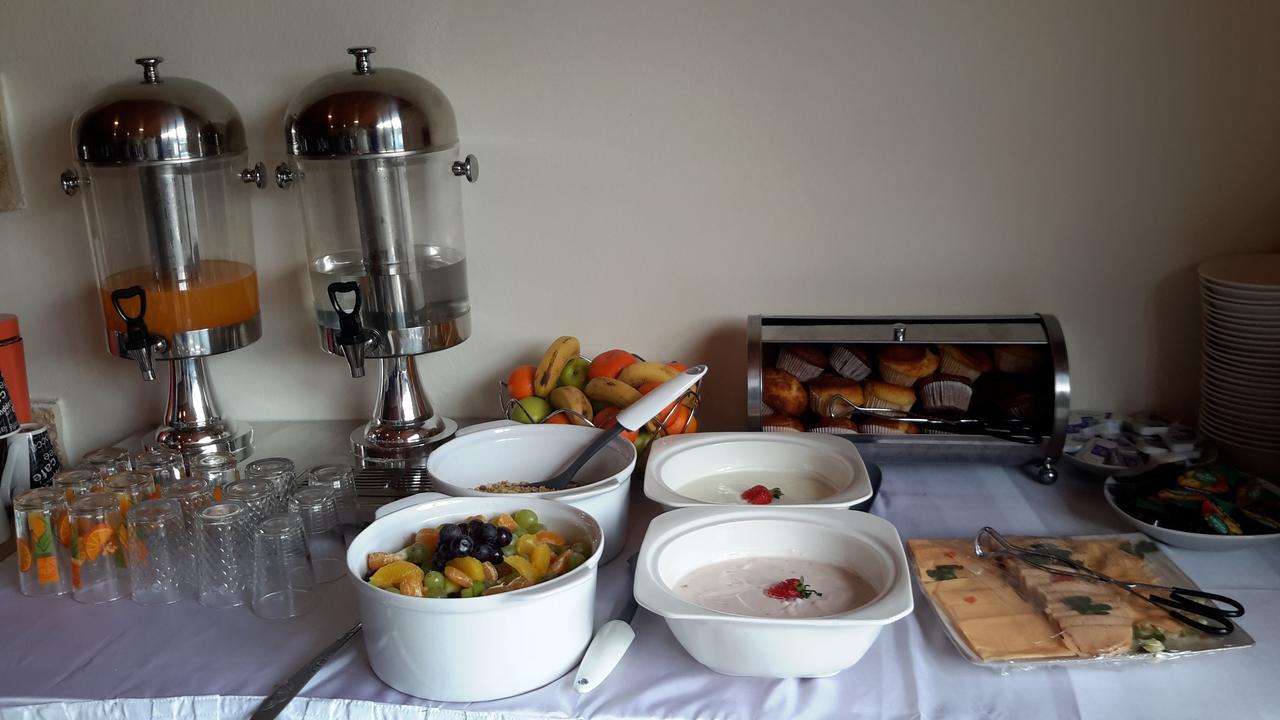 Ecotel Premier Lodge & Conference Centre ベノニ エクステリア 写真